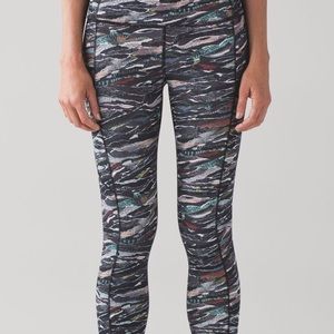 Lululemon Fast and Free 7/8 Tight Size 4 VEUC